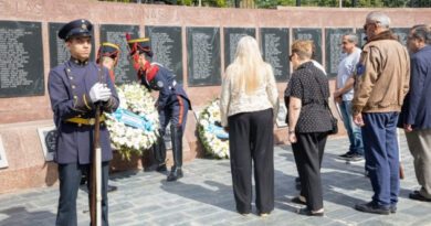 Por primera vez el Gobierno de la Provincia Homenajeó a Héroes de Malvinas en el Monumento a los Caídos de la Ciudad de Buenos Aires